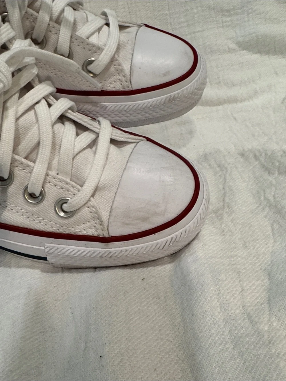 Converse White High-Top Canvas Sneakers with Red & navy Stripe women’s size 7